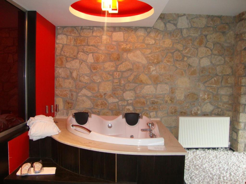 Nymfes Hotel Káto Loutrákion Стая снимка